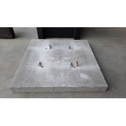Betonsokkel voor Geroba brievenbus