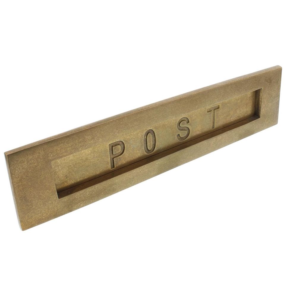 Briefplaat geveerd met tekst "Post" - messing getrommeld