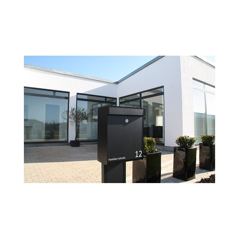 Allux Grundform design brievenbus met paal 1001 staal - zwart